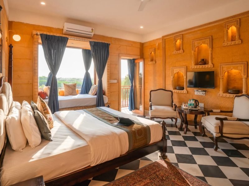 Deluxe Comfort Room