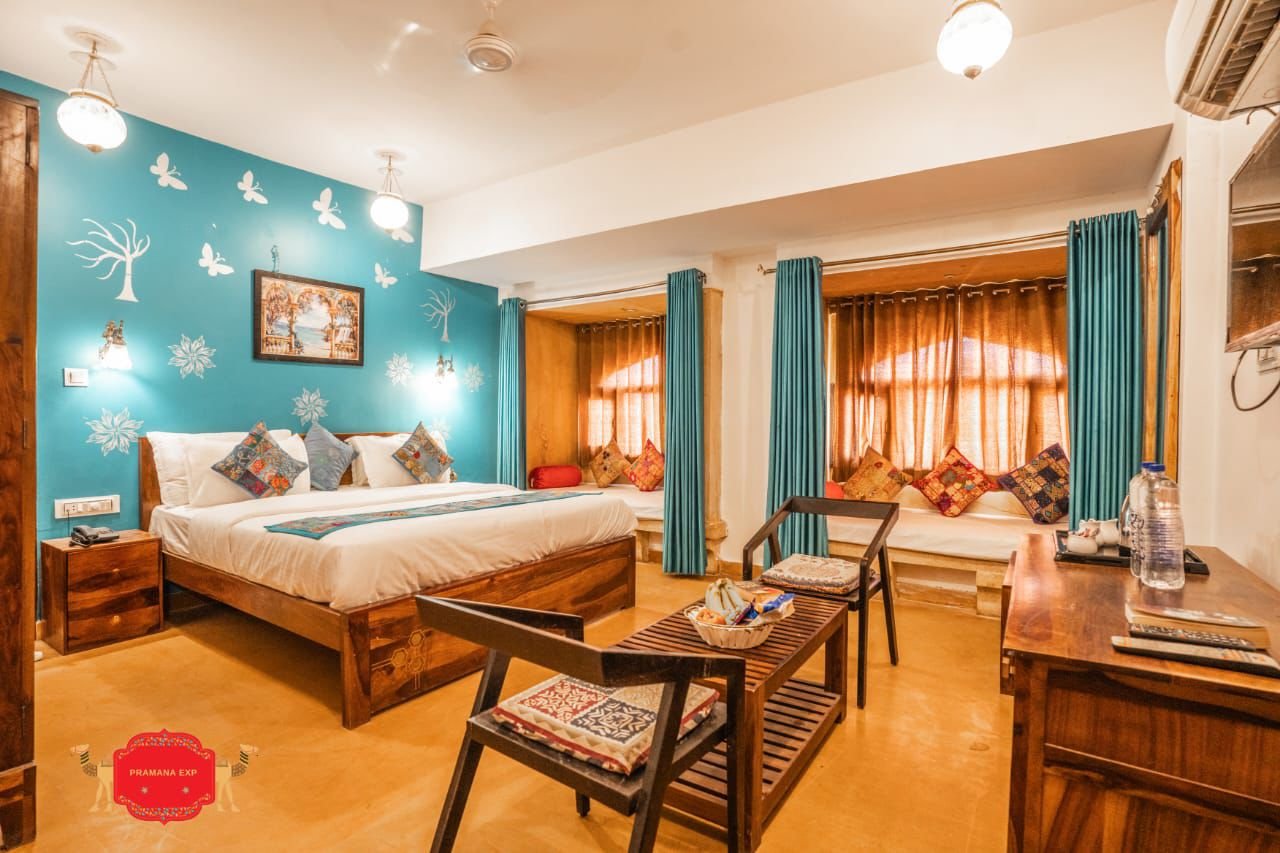 The Punjab Palace Maharaja Room